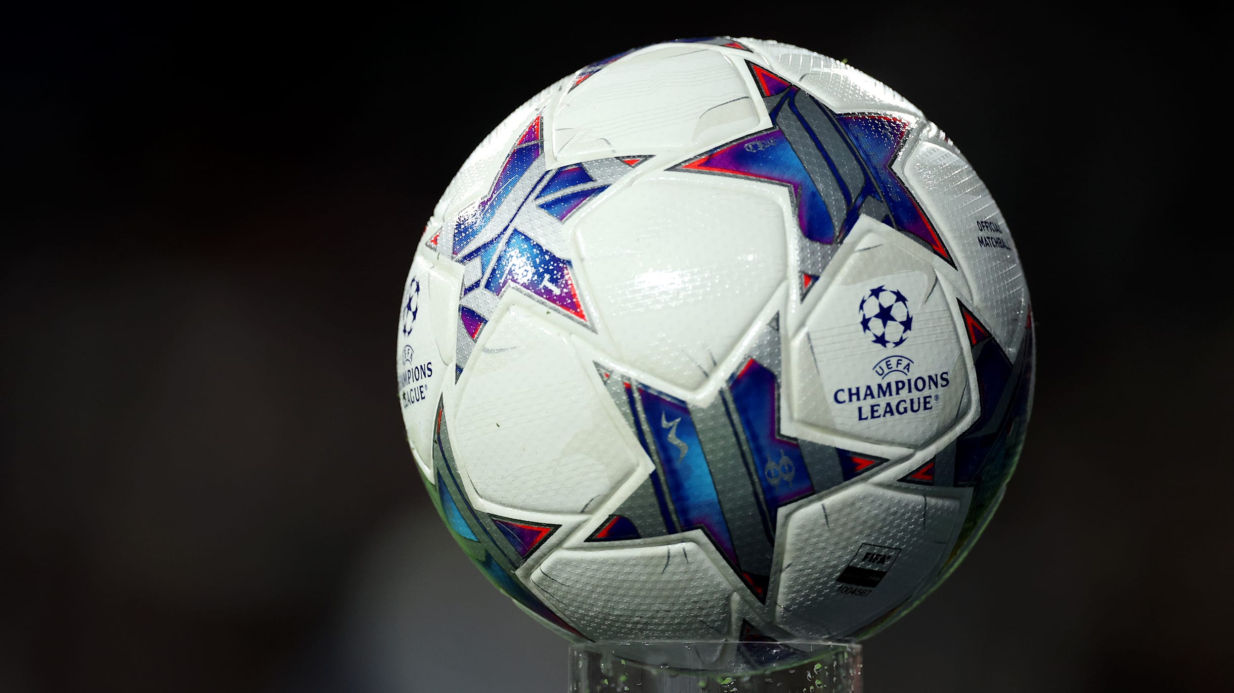 Cuál es el balón para la Final de Champions League 2023-24?