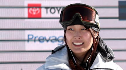 スノーボードビッグエア 村瀬心椛が女子初のバックサイド1620を決め