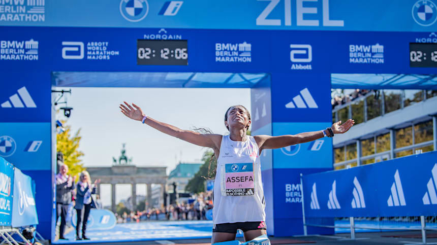 ティギスト・アセファ、2:11:53で世界記録を大幅更新＆2連覇達成
