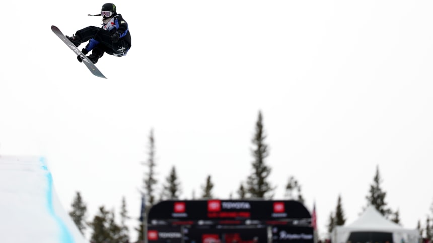 Chloe Kim and Choi Gaon lead snowboard halfpipe qualifying at