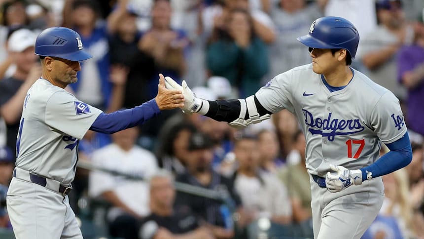 【美品】コロラド・ロッキーズ スタジャン MLB 大谷翔平 MLB公式 メンズ ドジャース 大谷翔平 スタジャン バーシティ