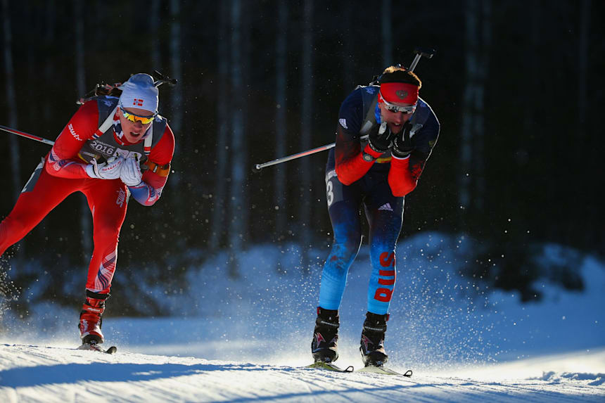 Sivert Guttorm Bakken (left) and Egor Tutmin (right) © Al Tielemans for YIS/IOC