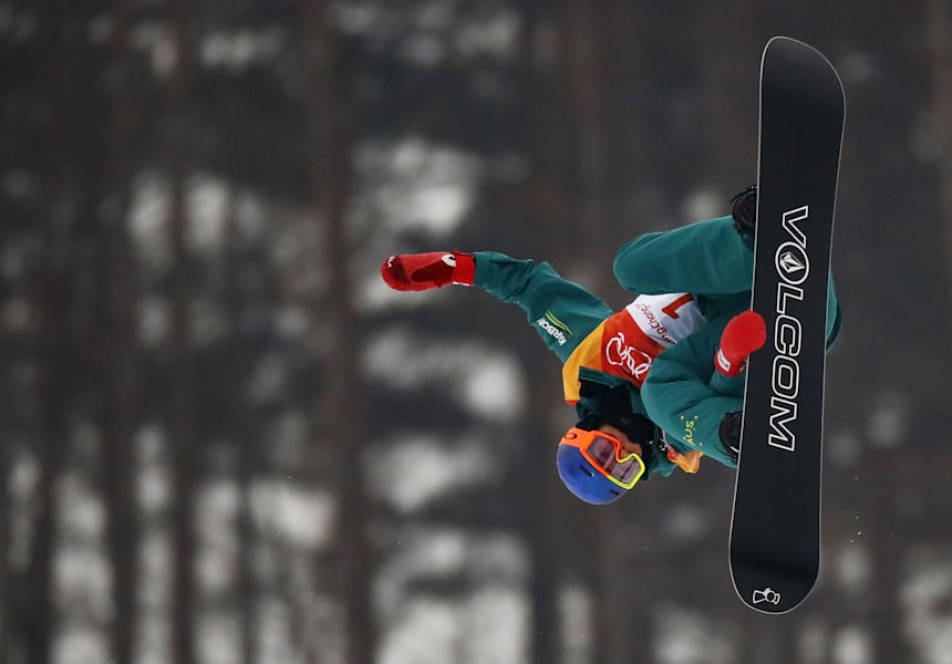 Shaun White grabs Snowboard Halfpipe Gold on his very last run