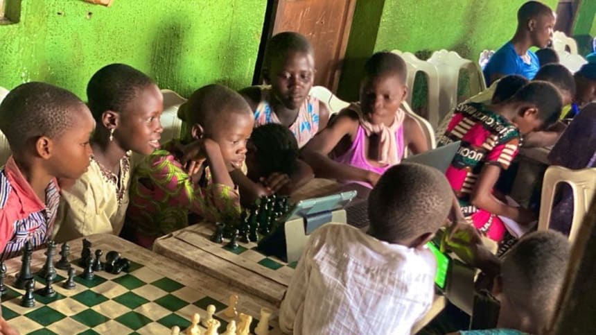 Equalizer: How chess is improving the lives children living in a slum ...