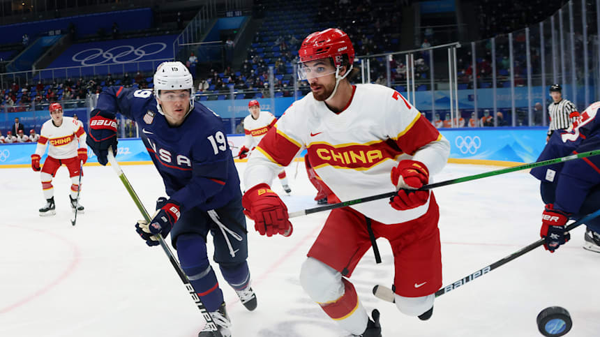 Jake Chelios leaves Red Wings organization for Chinese team in KHL