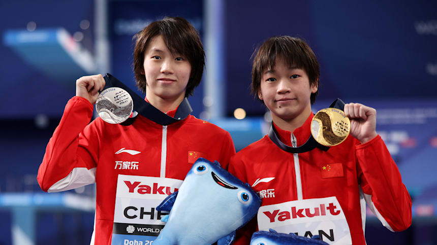 全红婵和陈芋汐在2024年多哈世锦赛女子个人10米台项目上分列冠亚军