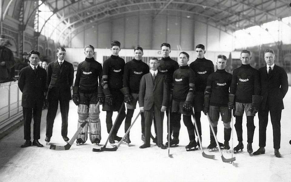 Ice hockey Men  The team from Canada 