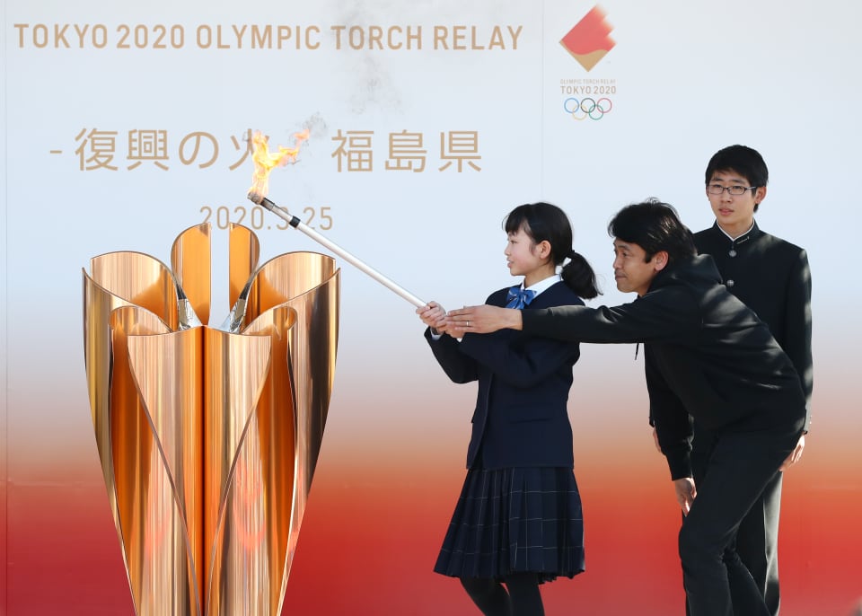Relevo de la antorcha olímpica para los Juegos de Tokio 2020 en 2021 ...