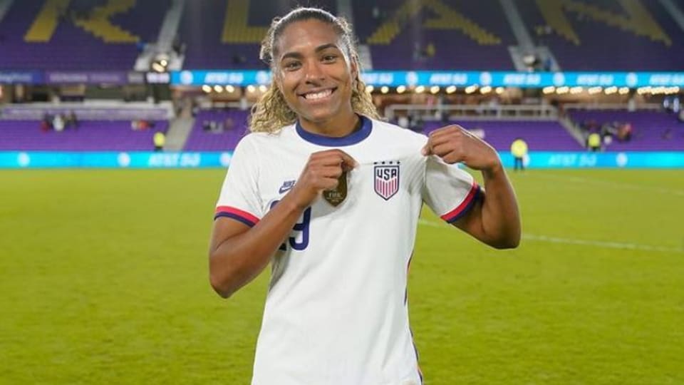 Usa women's soccer team t shirts clearance