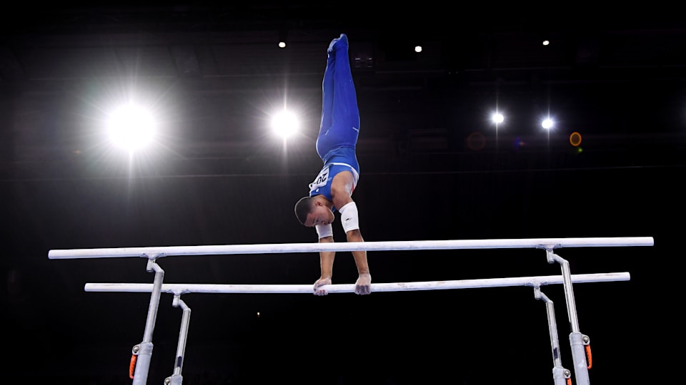 A bluffer's guide to artistic gymnastics Parallel bars