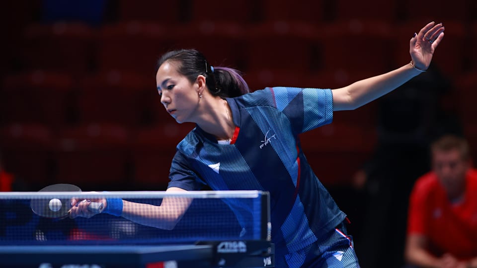 Comme des gar?ons store play tenis de table