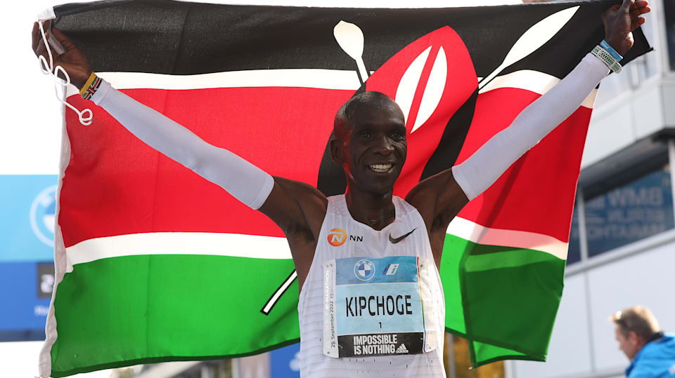 eliud kipchoge breaking 2