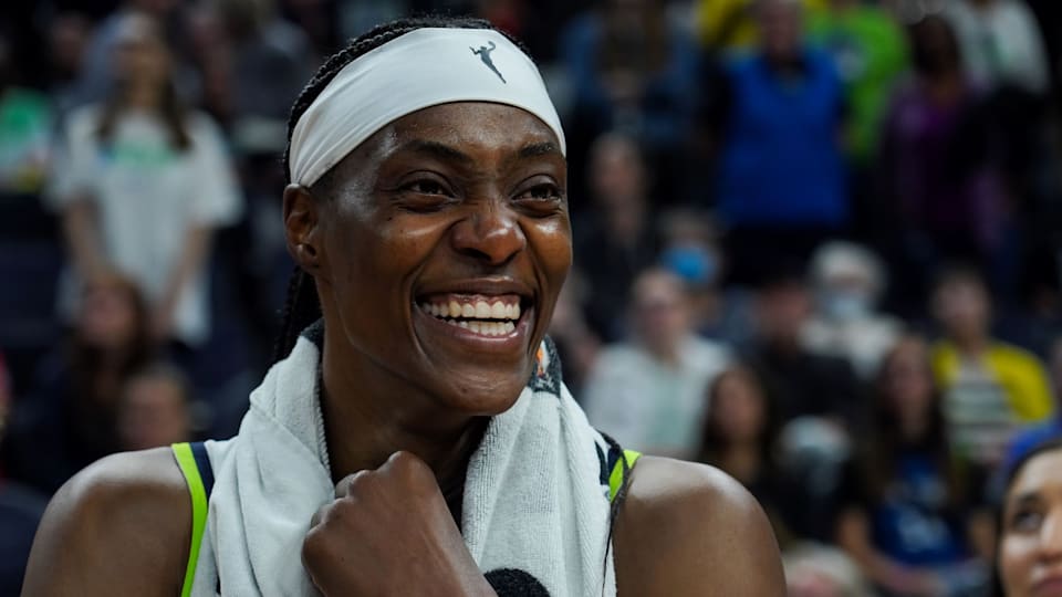 Lynx's Sylvia Fowles Does Not See Final Season as a Victory Lap - The New  York Times