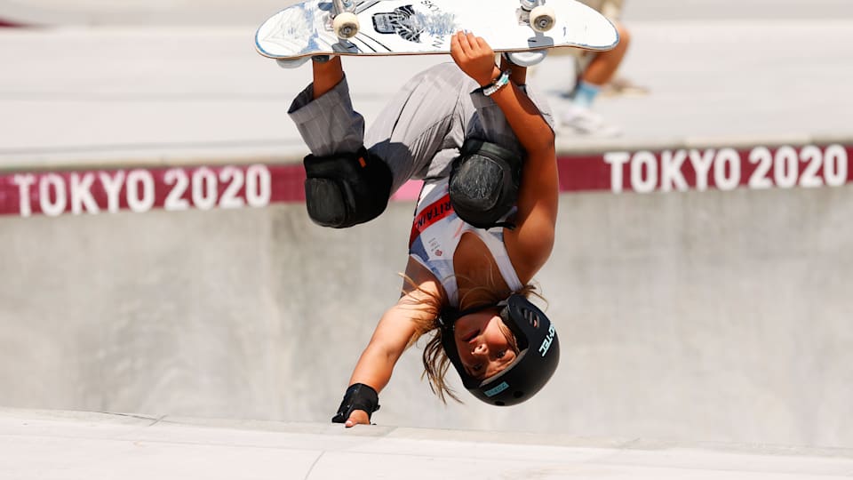 Women's on sale skateboard helmet