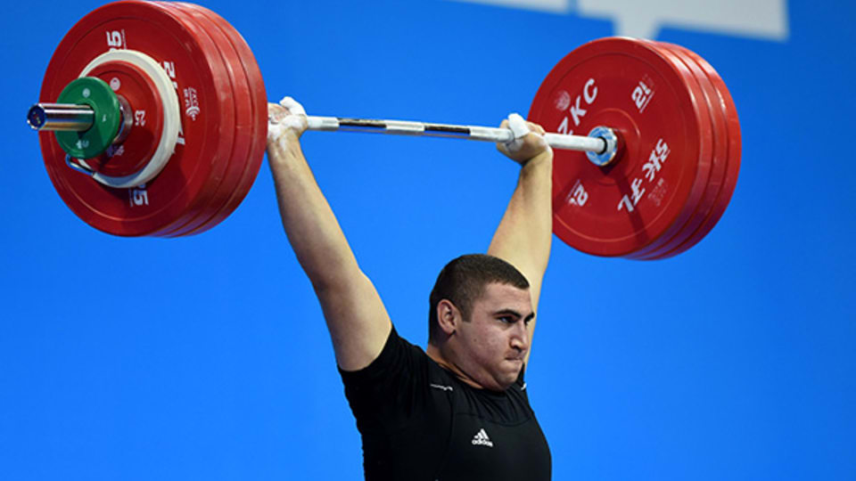 Weight lifting show online