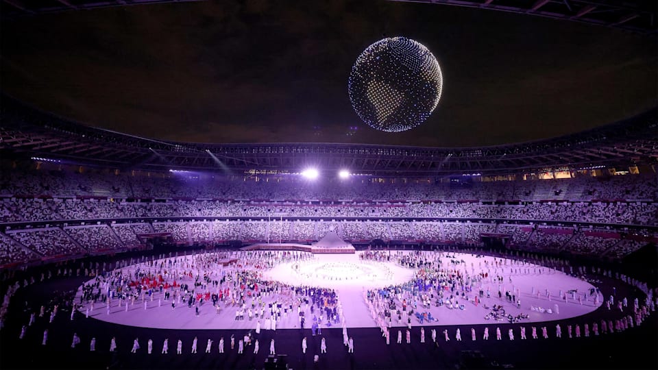 Global artists bring world together in Imagine moment during