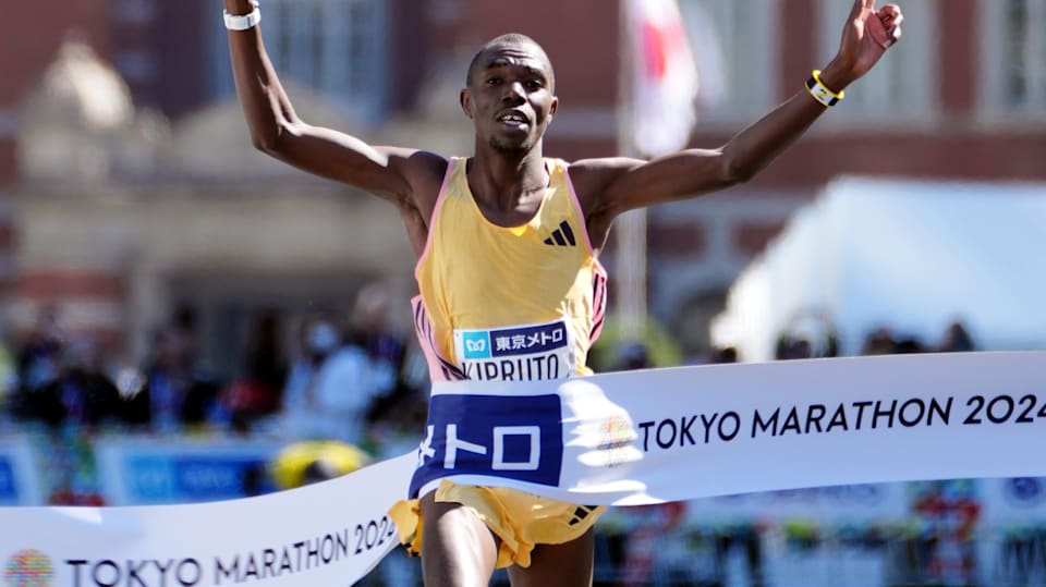 Maratona de Tóquio 2024 Benson Kipruto lidera pódio 100 queniano com