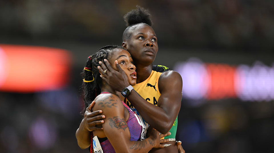 Women's 200m clearance