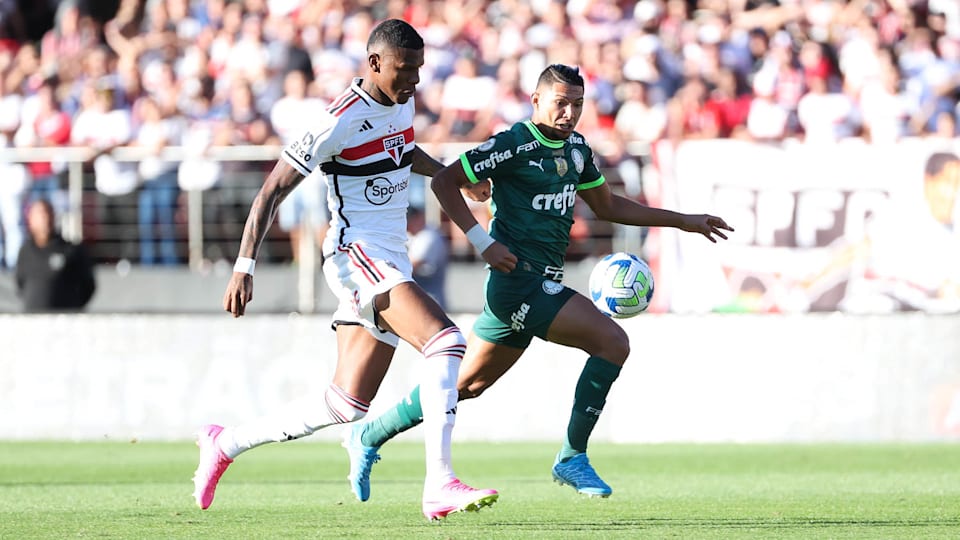 Palmeiras AO VIVO! Veja onde assistir duelo contra o Santos pelo Brasileirão