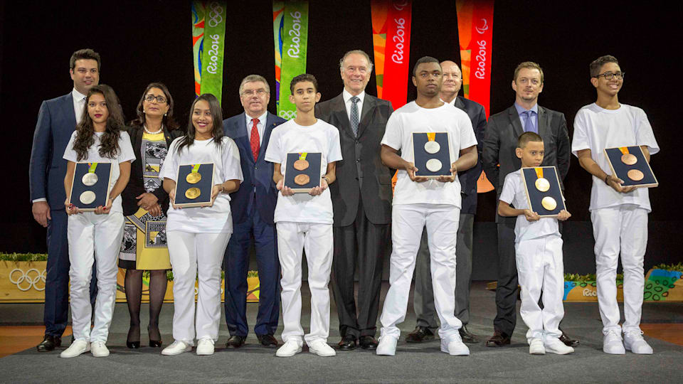Innovative medal design unveiled for Rio 2016