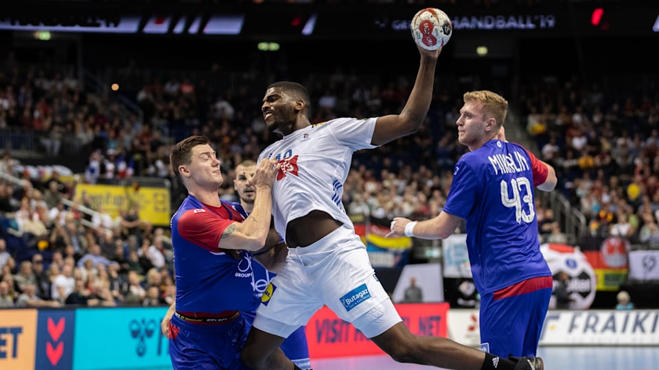 France deals handball league