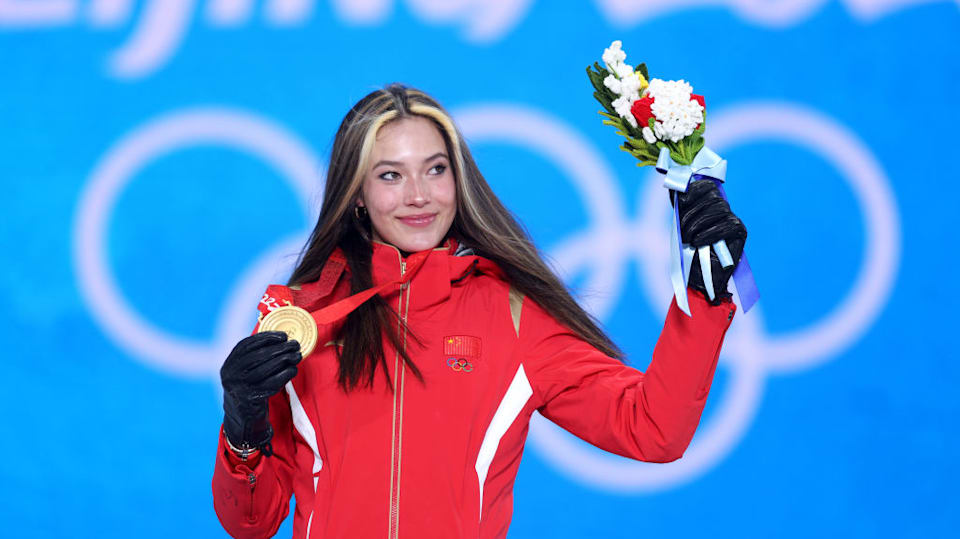 Eileen Gu: Chinese gold medalist 'breaking boundaries' but