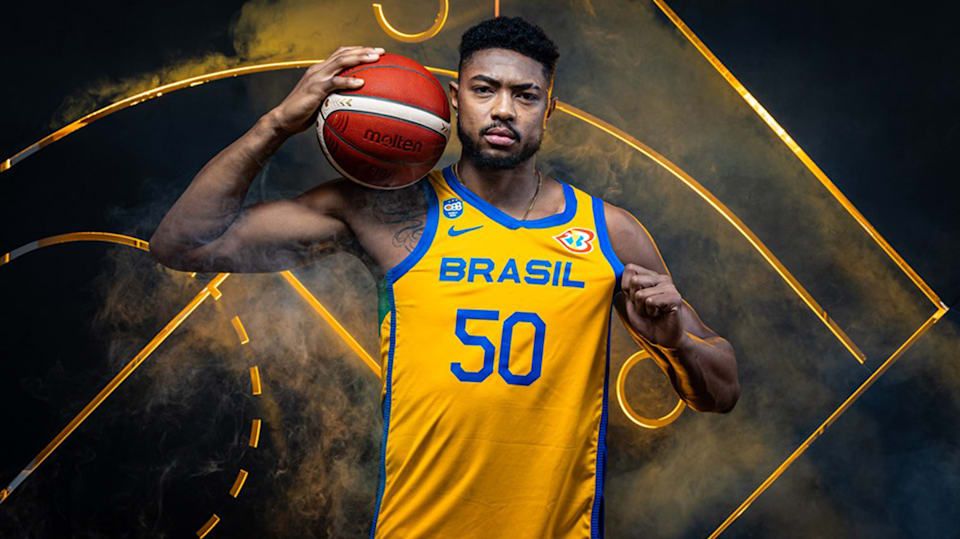 Bruno Caboclo assume protagonismo no Mundial de Basquete 2023