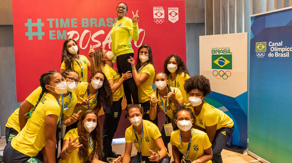 Agenda Time Brasil: início dos Jogos da Juventude e Copa do Mundo