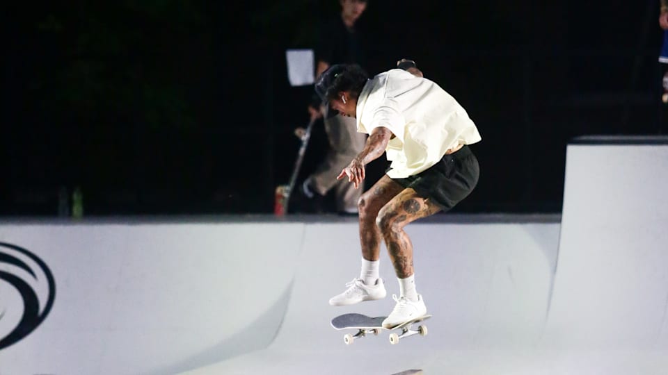 Nyjah huston white hot sale