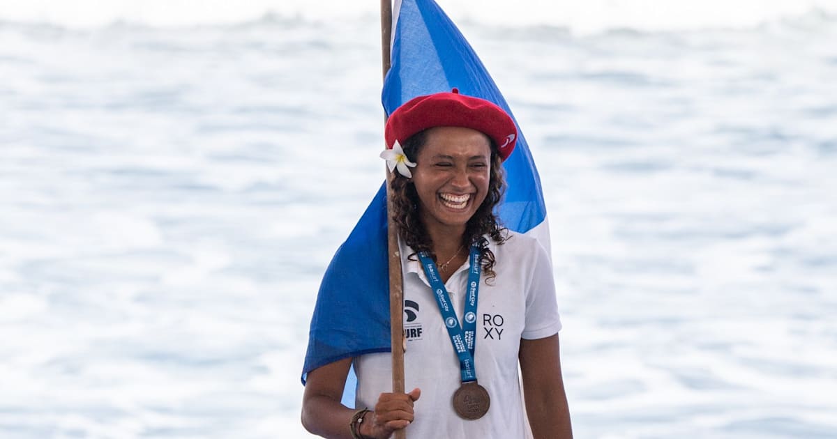 Polynesian pro surfer Vahine Fierro explains how to surf the infamous