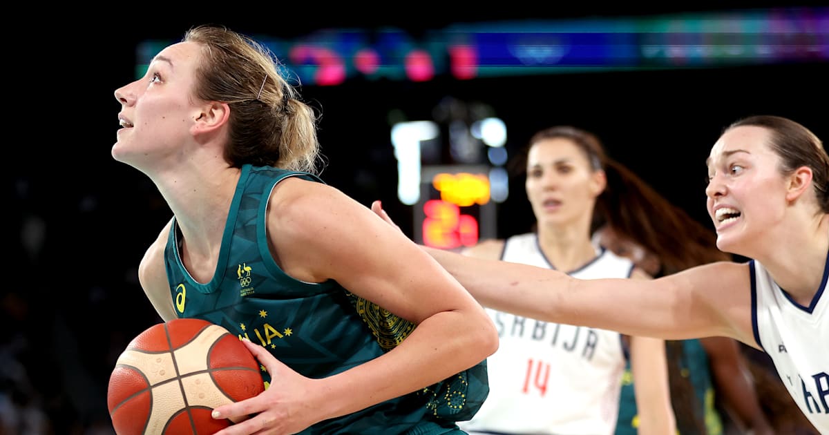 Opals outclass Serbia and reach the semi-finals after 12 years