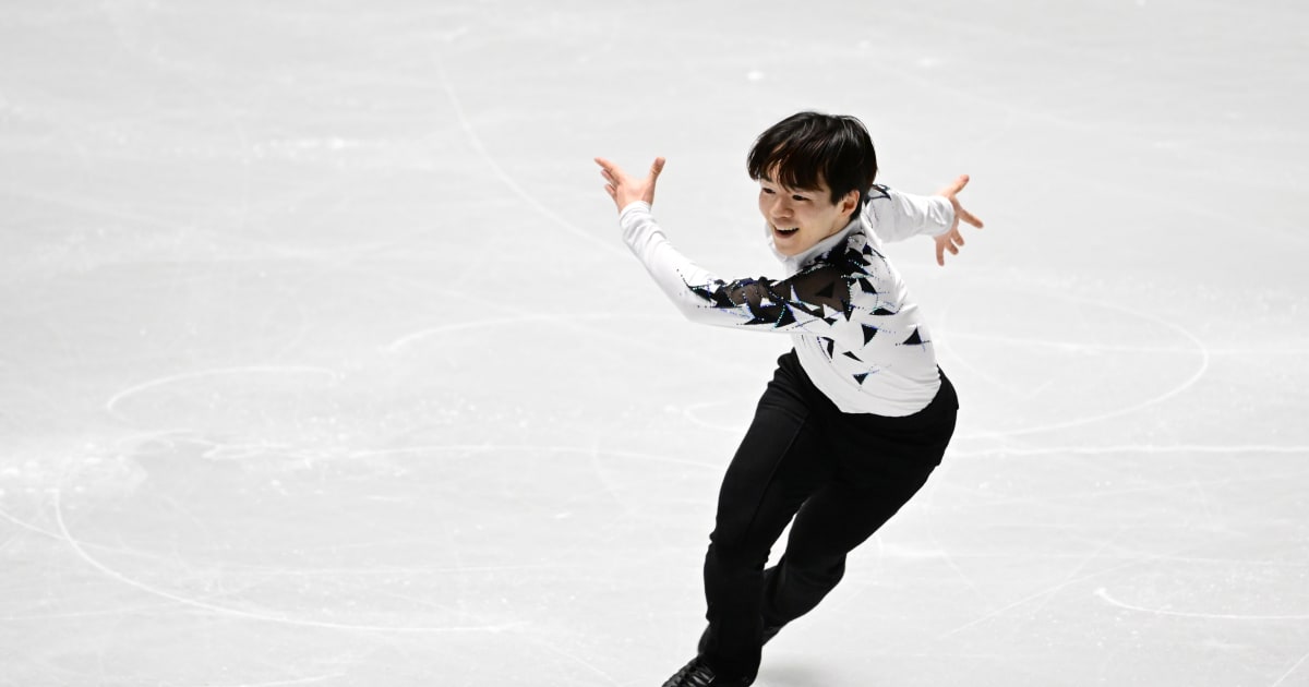 フィギュアスケーターズ15 20新品 フィギュアスケート鍵山「すごく緊張した」佐藤「空中でやばいと思った