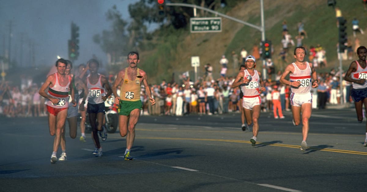 Há 40 anos, Carlos Lopes e Rosa Mota consagravam Portugal na maratona
 #ÚltimasNotícias #Portugal