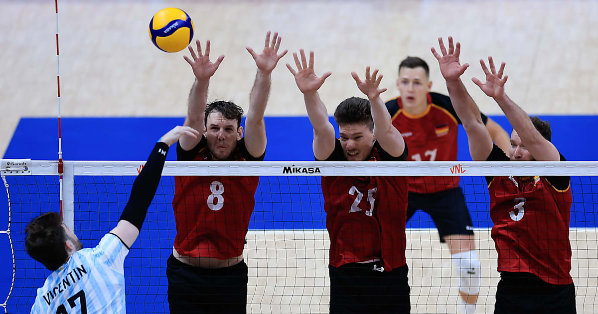 VNL 2024: Männer beenden ersten Spieltag mit Sieg gegen Serbien