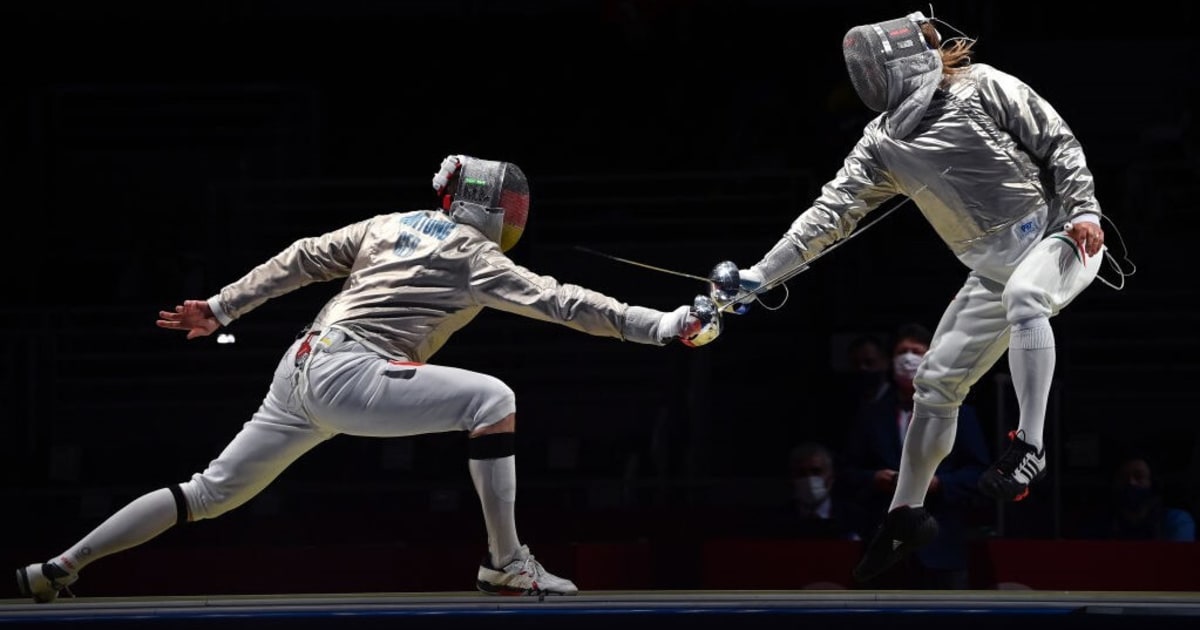 Blue/Finals Piste Women's Epee Individual & Men's Sabre Individual