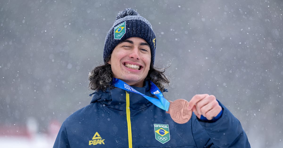 Gangwon 2024: Brazil celebrates historic first Winter Youth Olympic medal  thanks to snowboarder Zion Bethonico and family