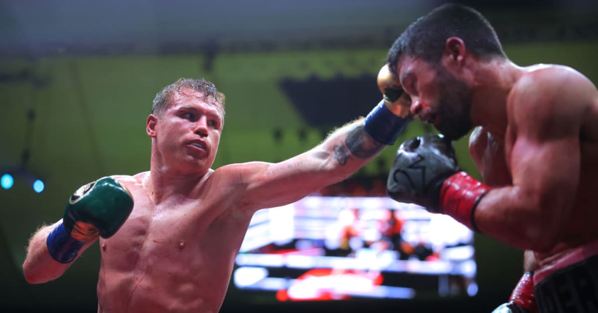 Прямая трансляция боя канело мунгия. Saul Alvarez. Альварес боксер фото. Джон Райдер Сауль Альварес. Бивол Канело.