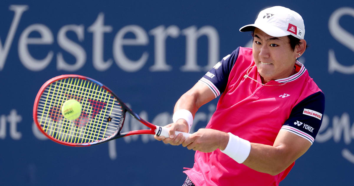 ワウリンカ限定ウェアセットアップ黒×ピンクMサイズヨネックステニス