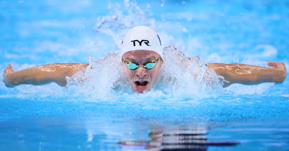 Léon Marchand wins 400m individual medley gold on final day of World Swimming Championships