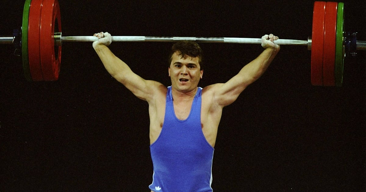 Weightlifting king Süleymanoğlu conquers third Olympic gold in epic ...