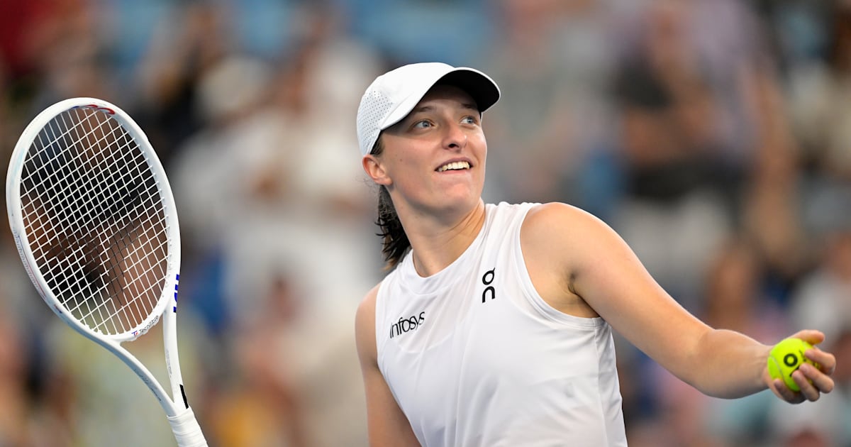 Australian Open 2024: Djokovic, Swiatek and Osaka headline first tennis