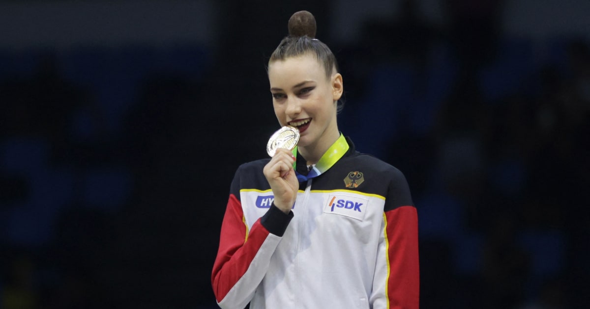 Darja Varfolomeev Wins Third Consecutive Rhythmic Gymnastics World Title in Frankfurt