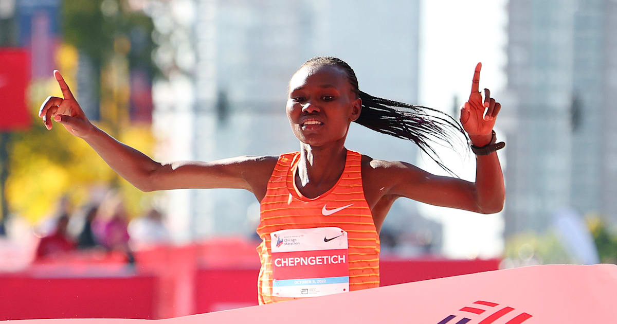 Chicago Marathon 2024 Ruth Chepng'etich and Birhanu Legese on