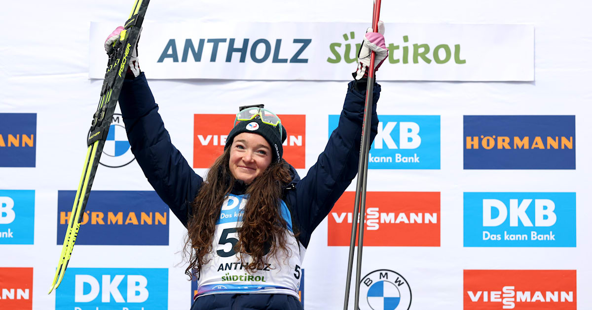Lou Jeanmonnot WinのAntholz-Anterterelvaでの10kmの追跡
