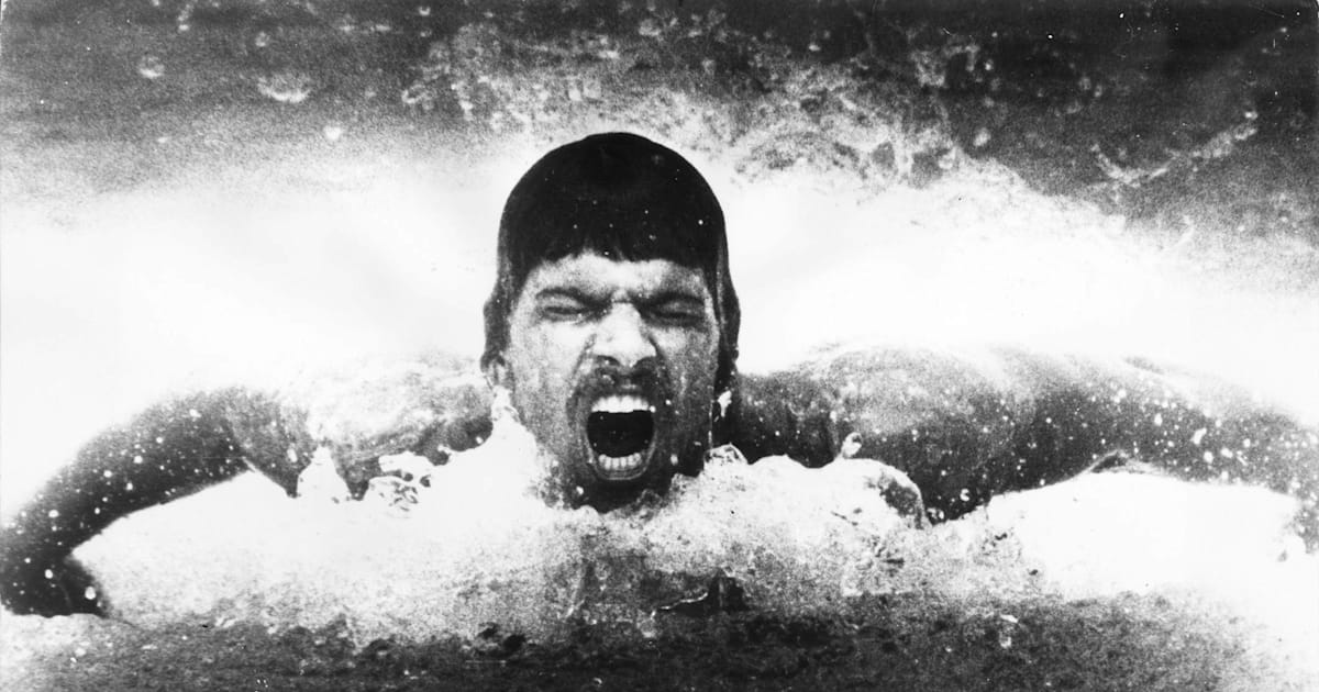 Mark Spitz Swimming To A New World Record In The Men'S