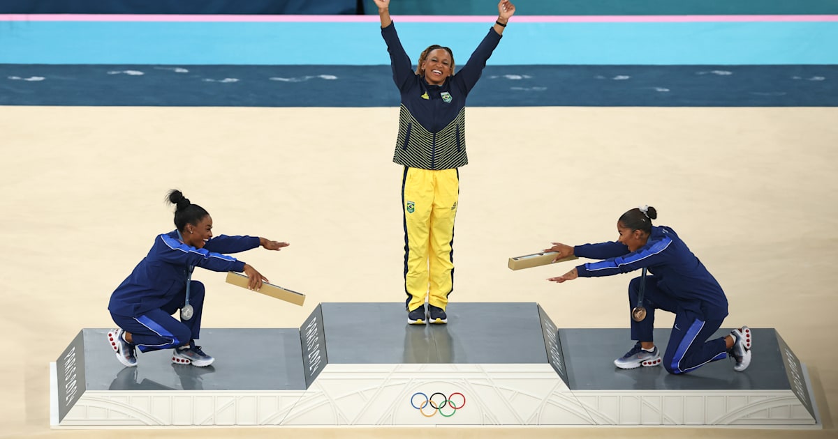 Did Rebecca Andrade, Simone Biles and Jordan Chiles inspire the big photo from Paris 2024?