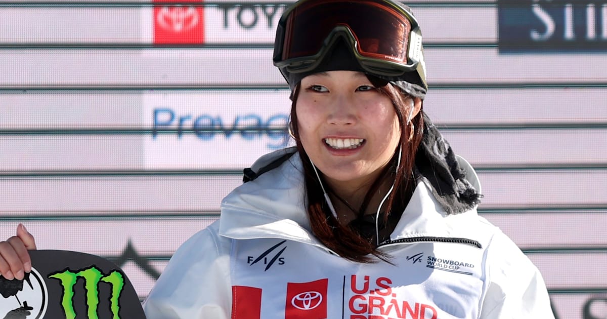 村瀬心椛 直筆サイン入り 生写真 L判 スノーボード女子 日本女子最年少メダリスト誕生！》「全然JKらしいことはできてないん