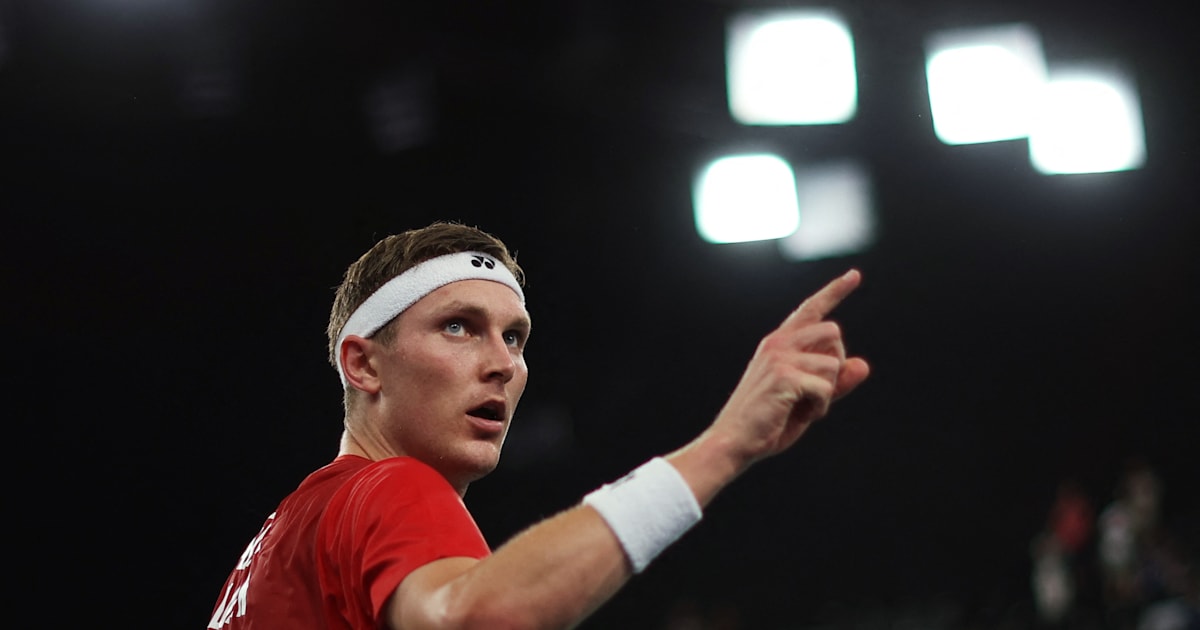 Paris 2024 badminton: Viktor Axelsen towers over Loh Kean Yew in reaching semi-final