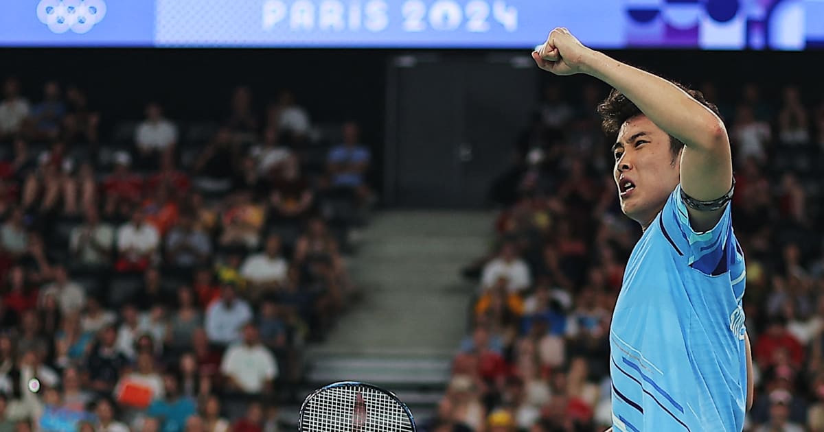 Paris 2024 badminton: Loh Kean Yew rolls past Li Shi Feng into last eight