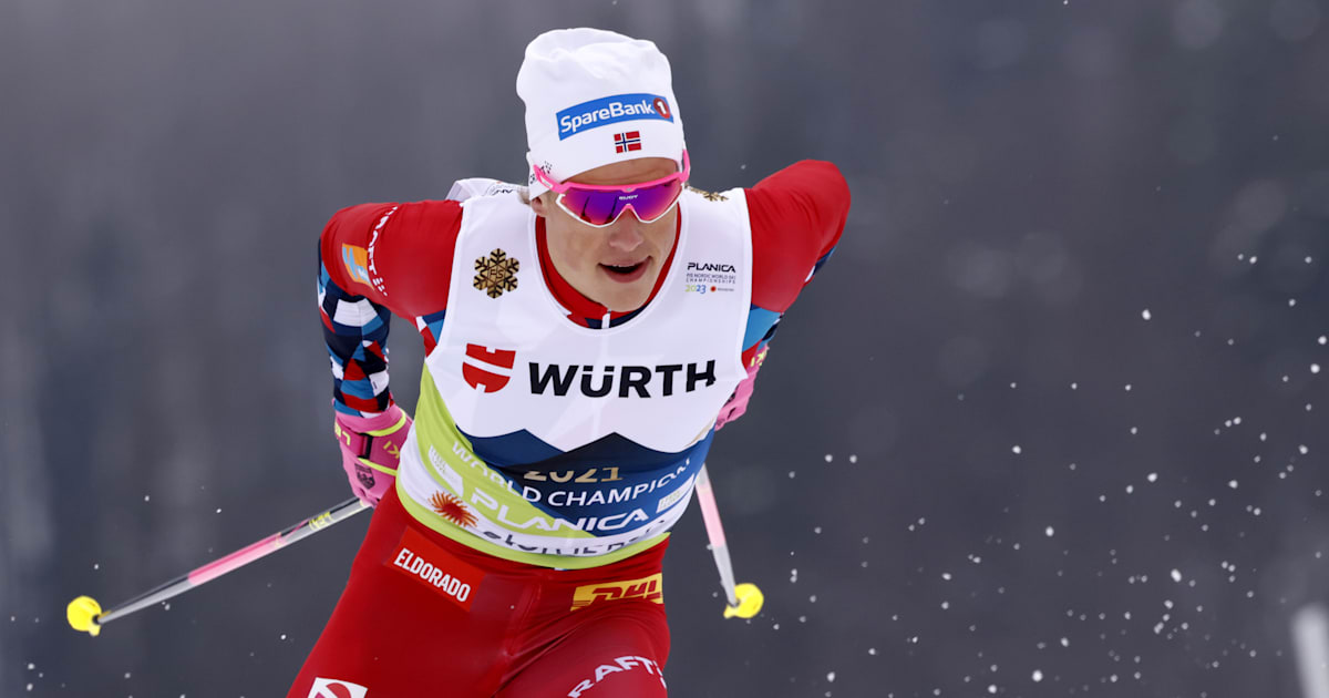 Johannes Hoesflot Klaebo Dominates Skiathlon for Fourth Tour de Ski Stage Win